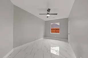 25007 Butterwick Dr, Spring, TX 77389 - Photo 10