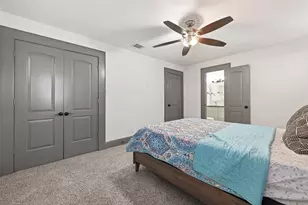 10054 Cedardale Dr, Houston, TX 77055 - Photo 30