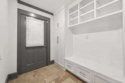 10054 Cedardale Drive, Houston, TX 77055 - Photo 16