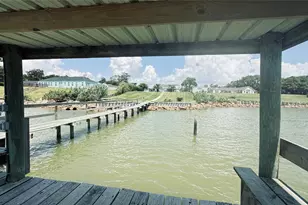 8720 Ocean Dr, Beach City, TX 77523 - Photo 18