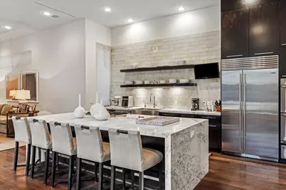 2211 Avalon Place, Houston, TX 77019 - Photo 10