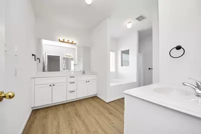 410 Barberry Lane, Baytown, TX 77520 - Photo 26