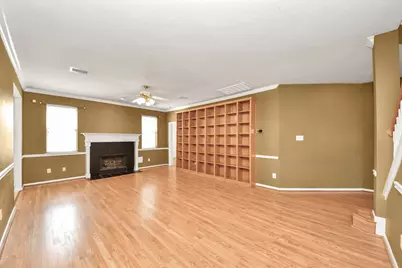 410 Barberry Lane, Baytown, TX 77520 - Photo 22