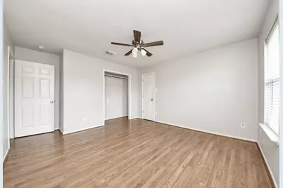 410 Barberry Lane, Baytown, TX 77520 - Photo 40