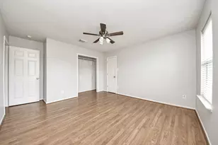 410 Barberry Ln, Baytown, TX 77520 - Photo 40