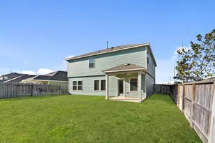 1203 Lancer Leap Dr, Alvin, TX 77511 - Photo 32