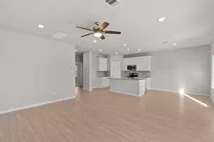 1203 Lancer Leap Dr, Alvin, TX 77511 - Photo 12