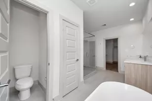 12806 Cozumel Ln, Houston, TX 77045 - Photo 36