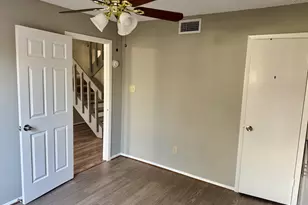 10326 Cook Rd, Houston, TX 77099 - Photo 12