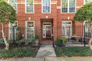 416 McGowen St, Houston, TX 77006 - Photo 4