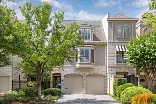 2 S Briar Hollow Ln, Houston, TX 77027 - Photo 1