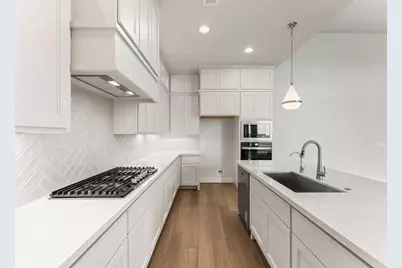 32506 Ebony Jewelwing Court, Fulshear, TX 77441 - Photo 10