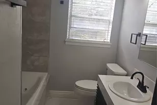 10510 Sierra Dr, Houston, TX 77051 - Photo 16