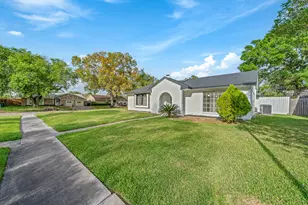 7603 Beech Cove Ln, Houston, TX 77072 - Photo 2