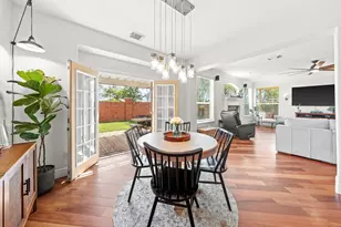 5223 Cottonwood Creek Ln, League City, TX 77573 - Photo 18