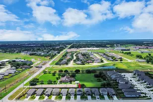 2931 Summer Breeze Wy, Angleton, TX 77515 - Photo 30