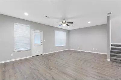 124 Artesian Way, New Caney, TX 77357 - Photo 4