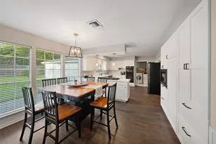 675 Stonewall Jackson Dr, Conroe, TX 77302 - Photo 6