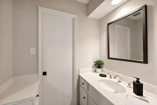 675 Stonewall Jackson Dr, Conroe, TX 77302 - Photo 22
