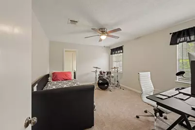 675 Stonewall Jackson Drive, Conroe, TX 77302 - Photo 20