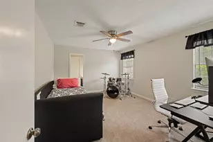 675 Stonewall Jackson Dr, Conroe, TX 77302 - Photo 20
