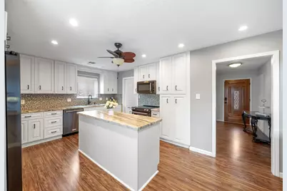 16118 York Minster Drive, Spring, TX 77379 - Photo 6