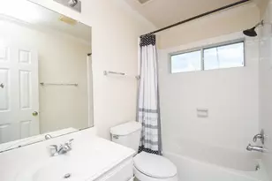 14234 Silver Glade Ln, Sugar Land, TX 77498 - Photo 18