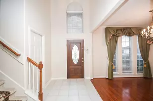 14234 Silver Glade Ln, Sugar Land, TX 77498 - Photo 2