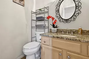 14 Treestar Pl, The Woodlands, TX 77381 - Photo 14