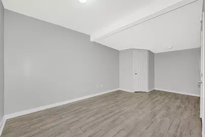 5009 Bataan Road, Houston, TX 77033 - Photo 16