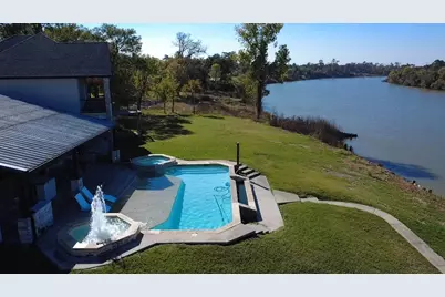 206 Elm Street, Highlands, TX 77562 - Photo 2