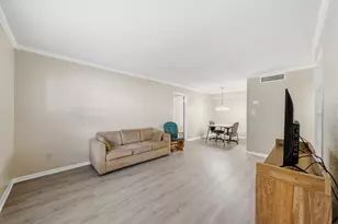 2350 Bering Dr, Houston, TX 77057 - Photo 6