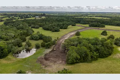 14 Majestic Oak View, Brenham, TX 77833 - Photo 2