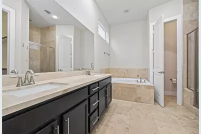 40 N Hutcheson Street, Houston, TX 77003 - Photo 24