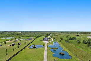 13659 Todd Rd, Winnie, TX 77665 - Photo 38