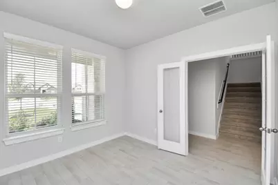 323 Ice Shore Trail, Dayton, TX 77535 - Photo 6