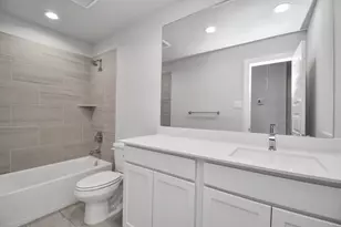 323 Ice Shr Trl, Dayton, TX 77535 - Photo 34