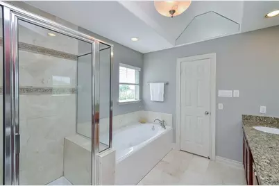 3316 Clearview Circle, Houston, TX 77025 - Photo 12