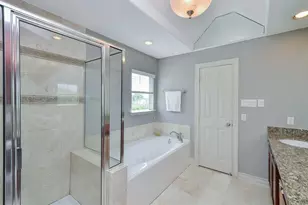 3316 Clearview Cir, Houston, TX 77025 - Photo 12