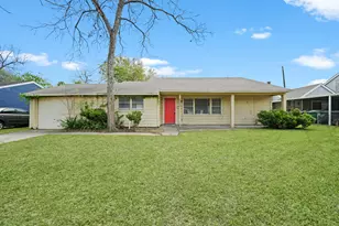 2253 Collier St, Houston, TX 77023 - Photo 1