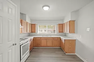 2253 Collier St, Houston, TX 77023 - Photo 4