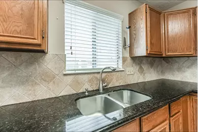 2306 Featherton Court, Sugar Land, TX 77478 - Photo 16