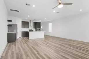 12233 City Rose Ct, Houston, TX 77047 - Photo 8