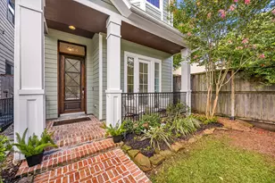 444 W 26th St, Houston, TX 77008 - Photo 2