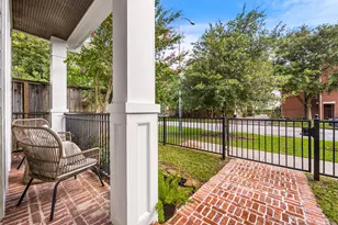 444 W 26th St, Houston, TX 77008 - Photo 4