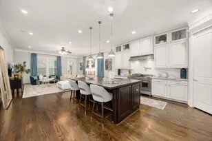 444 W 26th St, Houston, TX 77008 - Photo 10