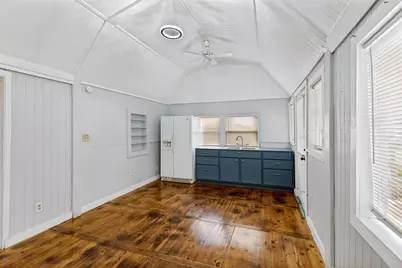 11806 E Jane Lane, Tomball, TX 77375 - Photo 16
