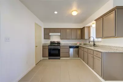 4403 Willow Beach Drive, Houston, TX 77072 - Photo 22