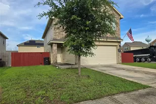 10610 Prillerman Trails Dr, Houston, TX 77016 - Photo 2