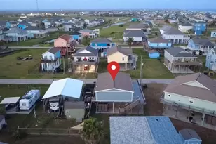 905 Meynig Dr, Crystal Beach, TX 77650 - Photo 46